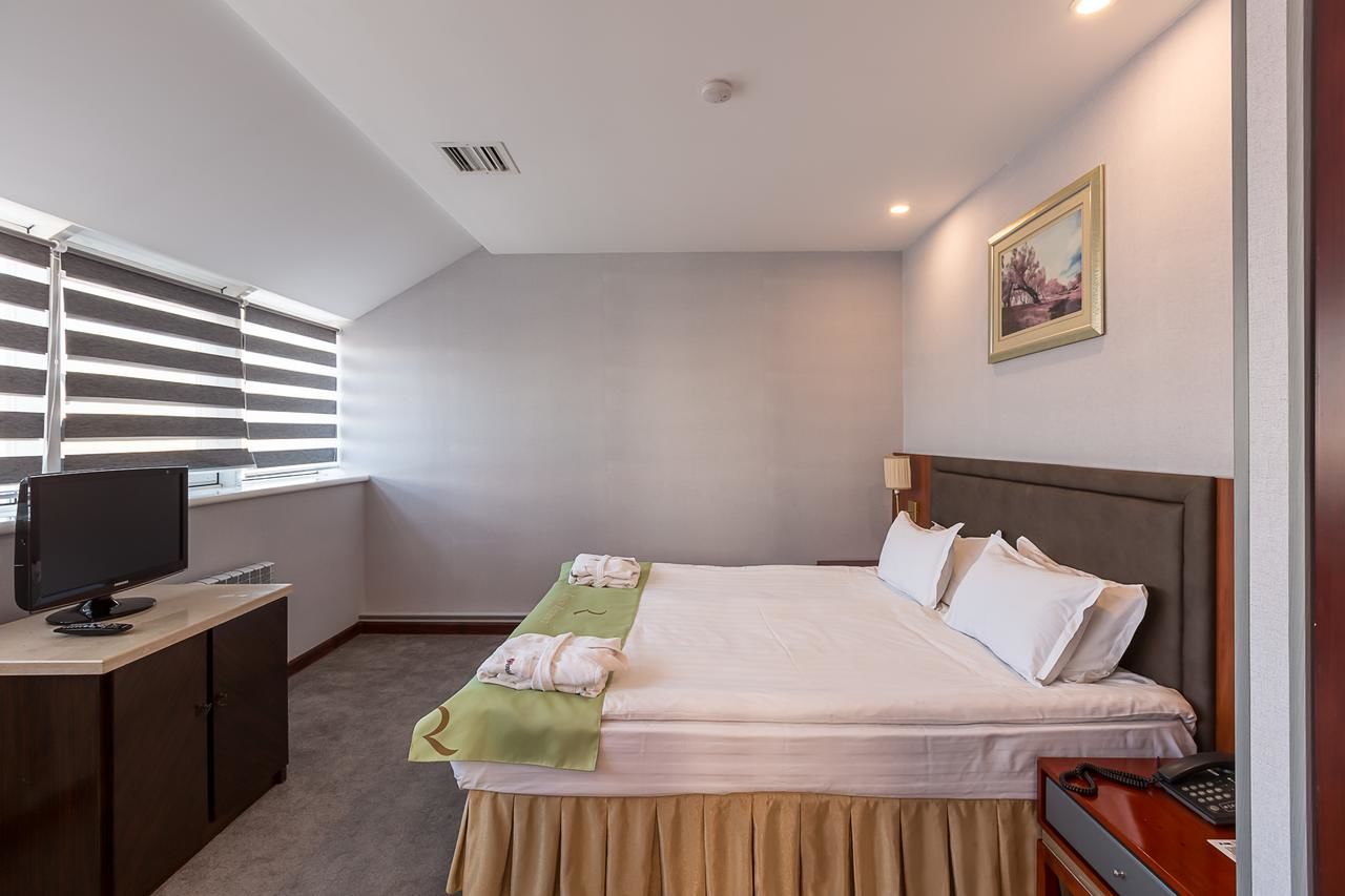 Отель Renion Residence Hotel Алматы-20