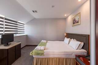 Отель Renion Residence Hotel Алматы Апартаменты с 1 спальней-23